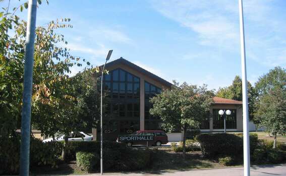 Dreifachsporthalle