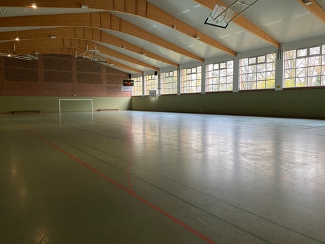 Sporthalle Langförden (groß)