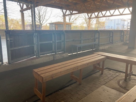 Umkleide Bänke Außenbereich 