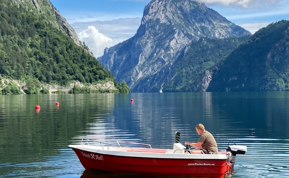 Boot 13:00-17:00 Uhr