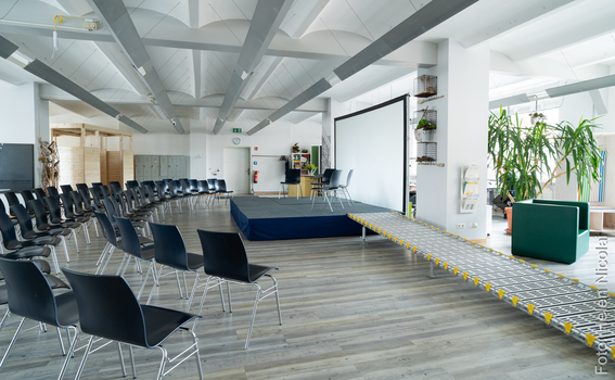 Eventraum - 350 qm I inkl. 1 Flipchart