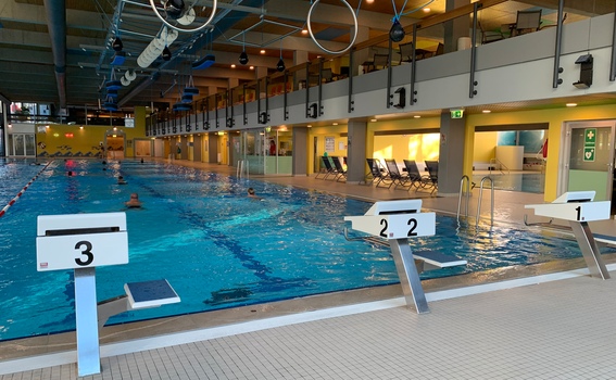 Sportbecken Freizeitbad